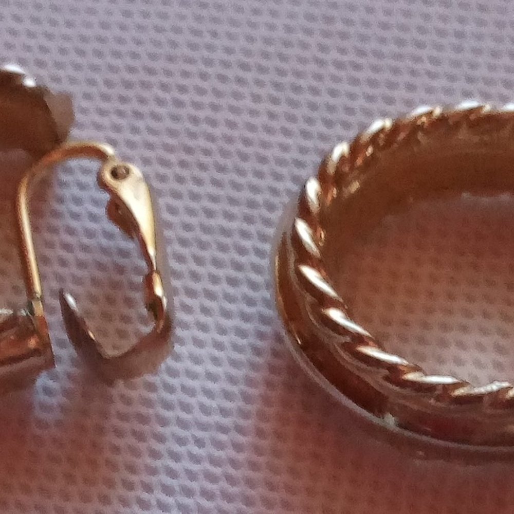 Women's Hoop Earrings Vintage Gold Silver Tone Clip-On For Her